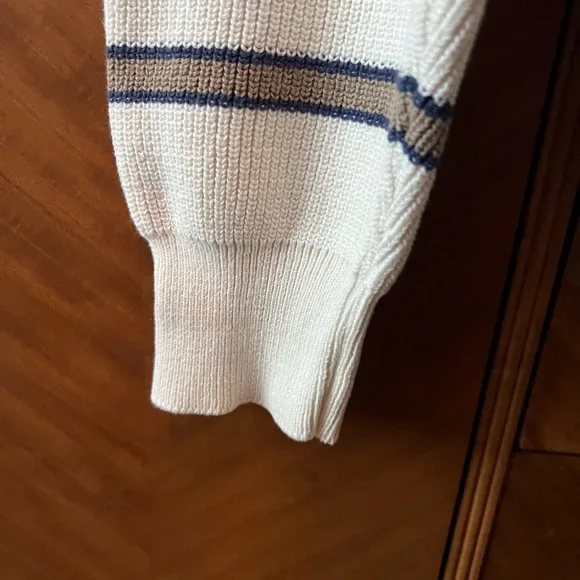L.L. Bean Men's Cream and Black Striped Crewneck Sweater 100% cotton preppy M - Picture 4 of 9
